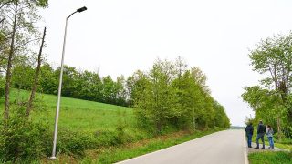Jaśniej i bezpieczniej: Nowoczesne latarnie rozświetliły Piotrówkę