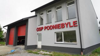 Nowy dom dla druhów z Podniebyla. Remiza OSP na finiszu
