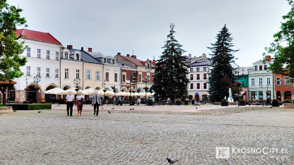 Start badań na krośnieńskim Rynku. Zanim pojawią się drzewa, do akcji wejdą archeolodzy