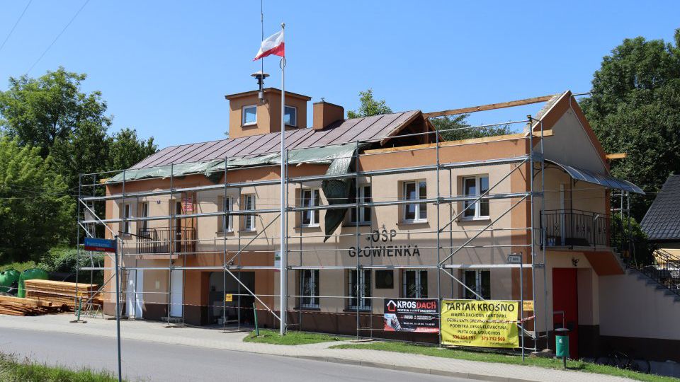 Nowe zadaszenie na remizie OSP w Głowience. Ruszyły prace remontowe