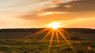 W poniedziałek po południu prawie 30°C, dobę później najwyżej 25°C.