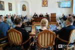 Radni Miasta Krosna wracają do pracy po wakacjach. Znamy szczegóły nadchodzącej sesji