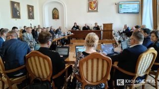 Radni Miasta Krosna wracają do pracy po wakacjach. Znamy szczegóły nadchodzącej sesji