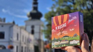Powietrzna przygoda na planszy. Premierowa gra o Krośnie trafiła do sprzedaży