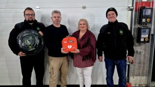 Nowy defibrylator AED trafi do strażaków ochotników z Podniebyla