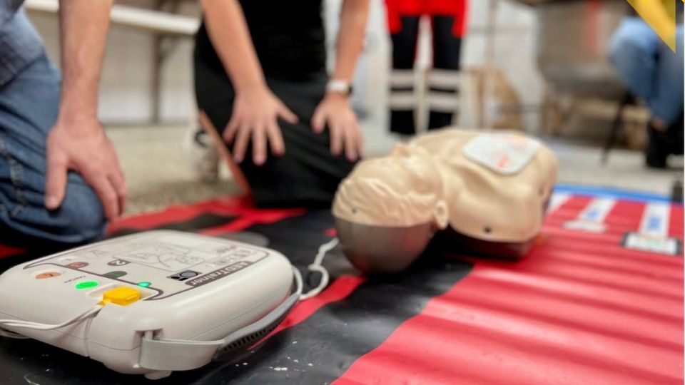 Bezpieczeństwo w Suchodole: Nowy defibrylator AED i szkolenie z pierwszej pomocy