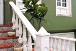 Na co zwrócić uwagę przy wyborze producenta balustrad i altan ogrodowych?