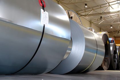 Skład wyrobów hutniczych i nowoczesny serwis cięcia blach stalowych