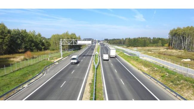 Kolejne kilometry S19 w docelowym układzie. Kierowcy pojadą nową trasą i skorzystają z MOP-u