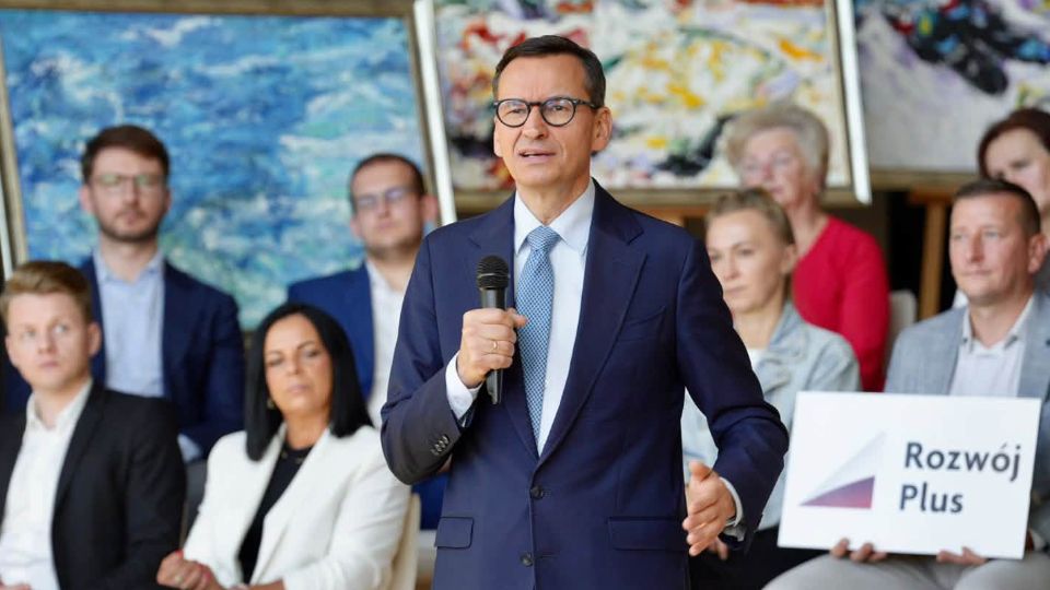Mateusz Morawiecki odwiedzi Krosno. Spotkanie w Hotelu Nafta