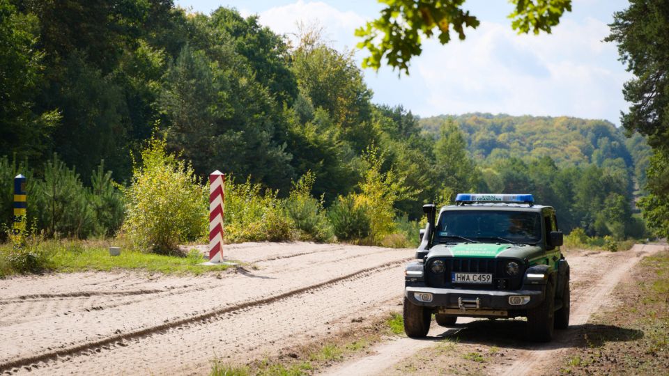Nielegalnie przekroczył granicę z telefonem w ręku. 24-latek spędził w Polsce tylko kilka godzin