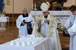 Dziś w Krośnie pożegnano dzieci zmarłe przed narodzeniem. Poruszająca uroczystość w Sanktuarium św. Jana Pawła II