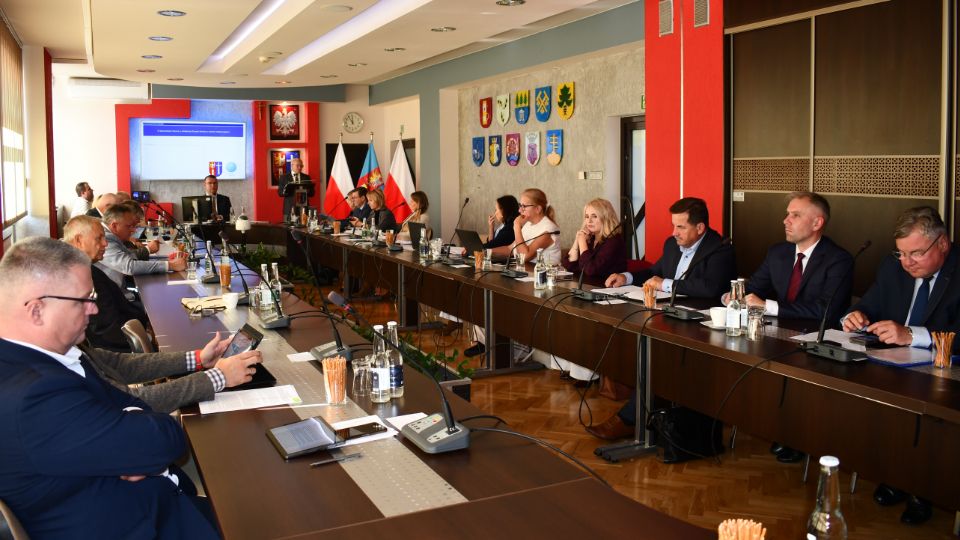 Samorząd powiatowy w Krośnie żąda reform w finansowaniu szpitali