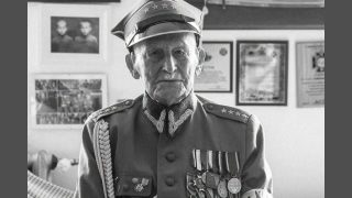 Ostatni taki żołnierz. Odszedł kapitan Tadeusz Lutak „Pancerz”