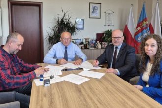 Nowa inwestycja w Komborni. Powiat przebuduje ważny odcinek drogi