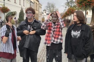 Zombie, czarownice i bestia z VI Kręgu Piekieł na krośnieńskim Rynku